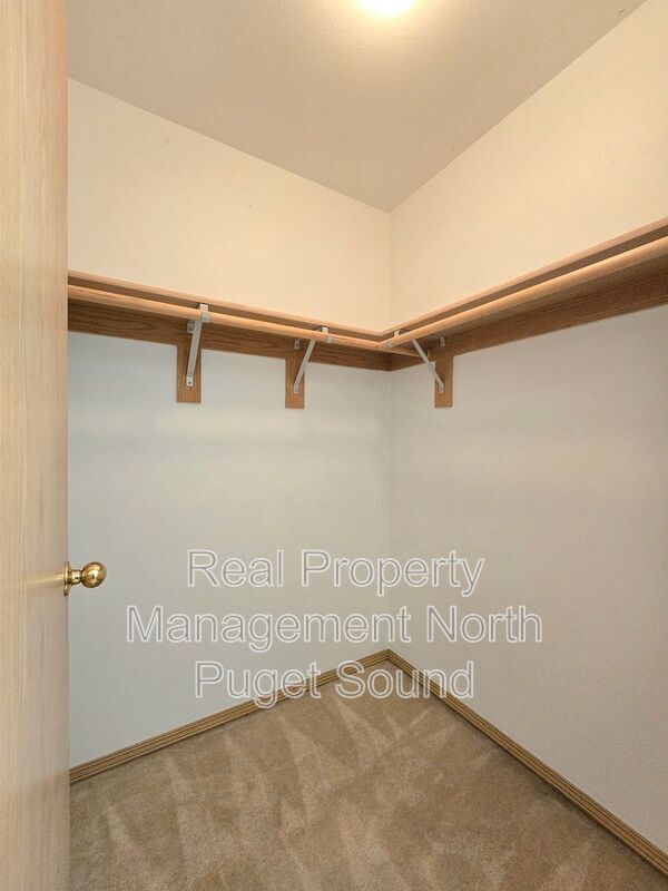 Building Photo - 5224 102nd Pl NE