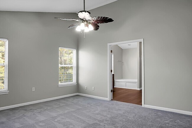Building Photo - Lovely home in Summerville SC