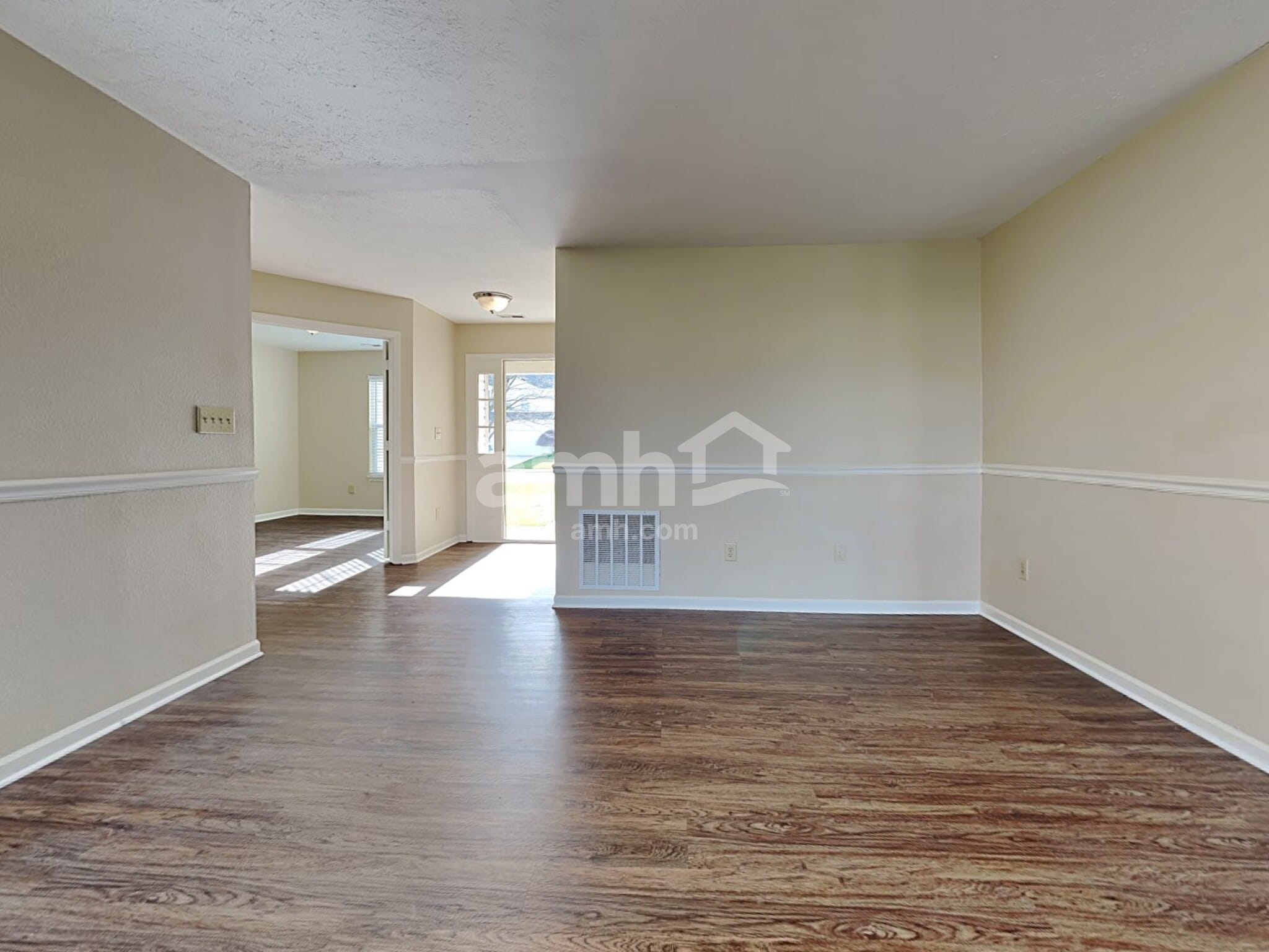 Building Photo - 16938 Maraschino Dr