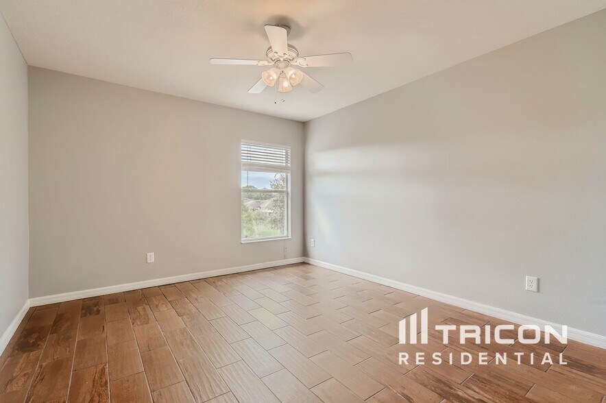 Building Photo - 4422 Fieldview Cir