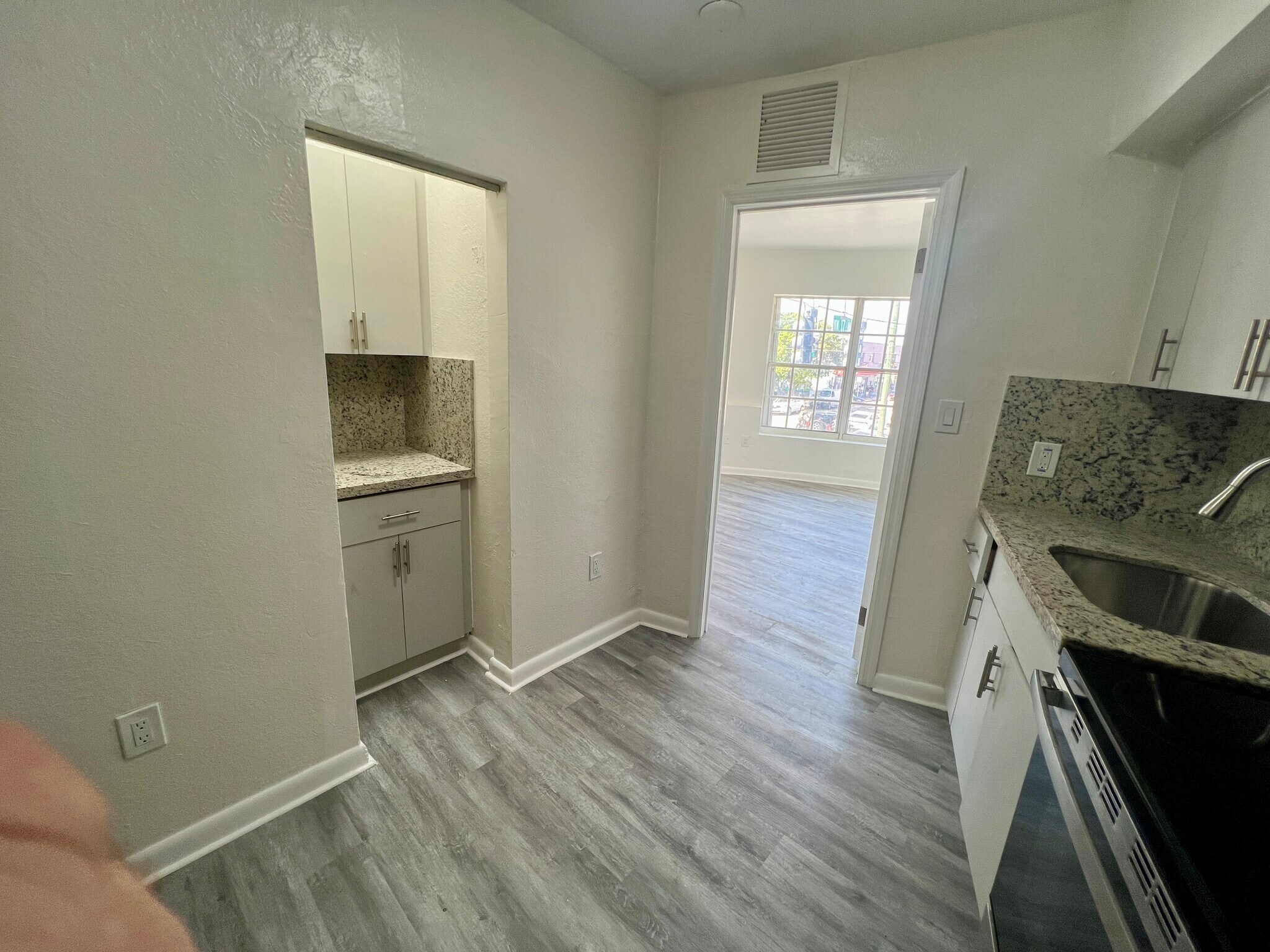 Building Photo - 1630 NW 35th St