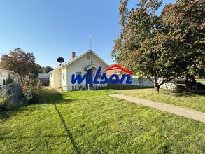 Building Photo - Charming 2-Bedroom Home – Cozy Living in a...