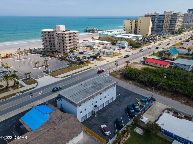 Building Photo - 3624 S Atlantic Ave