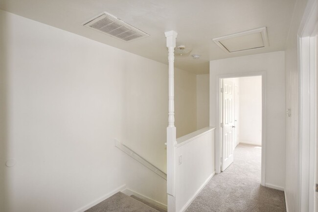 Building Photo - 3BR/1.5BA Home – Great Norfolk Location!