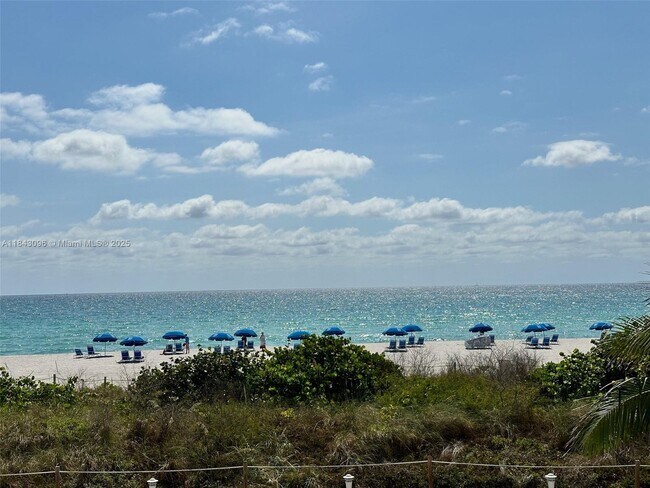 Building Photo - 6039 Collins Ave