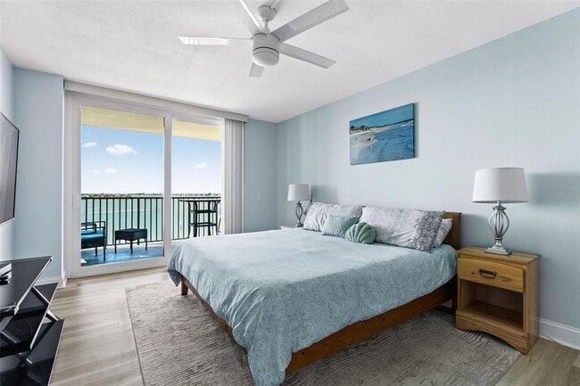 Building Photo - 6287 Bahia Del Mar Cir N