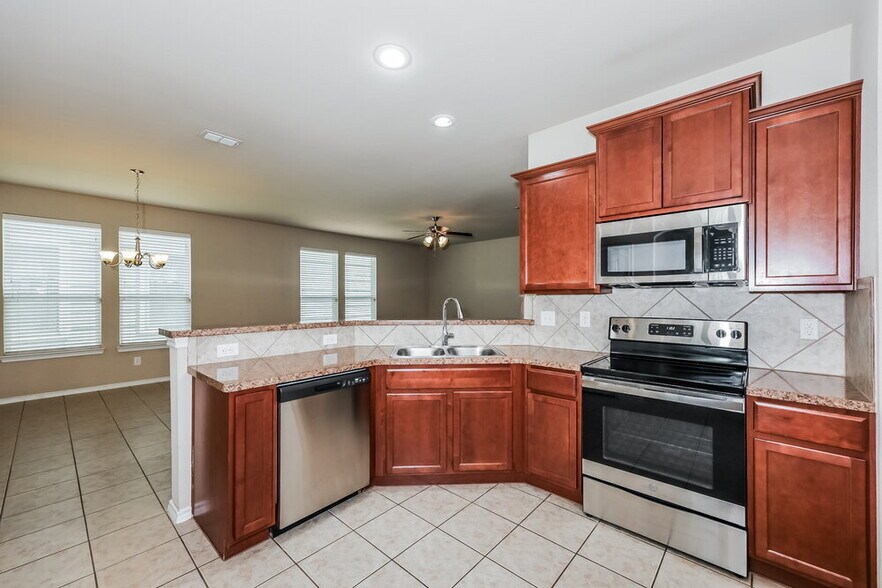 Building Photo - 10973 Caldwell Ln