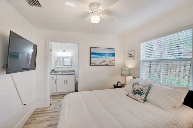 Building Photo - 3316 SE 4th St