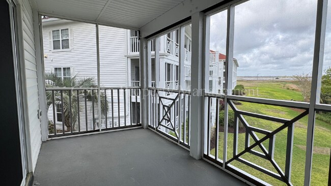 Building Photo - LEASING SPECIAL - Ask about our 1 month Re...