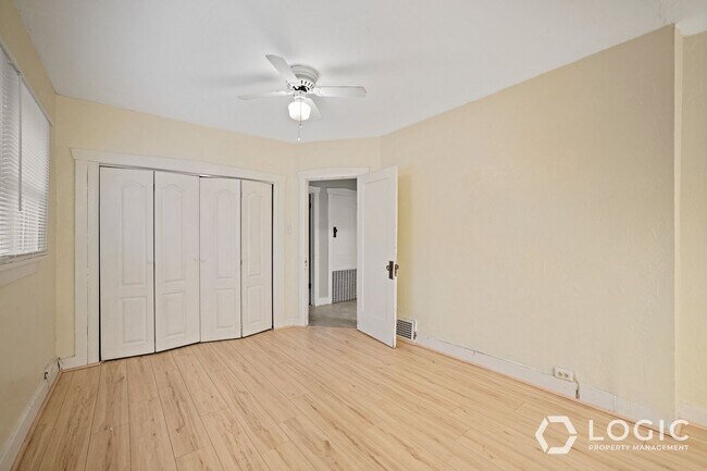 Building Photo - 155 Edith Ave S