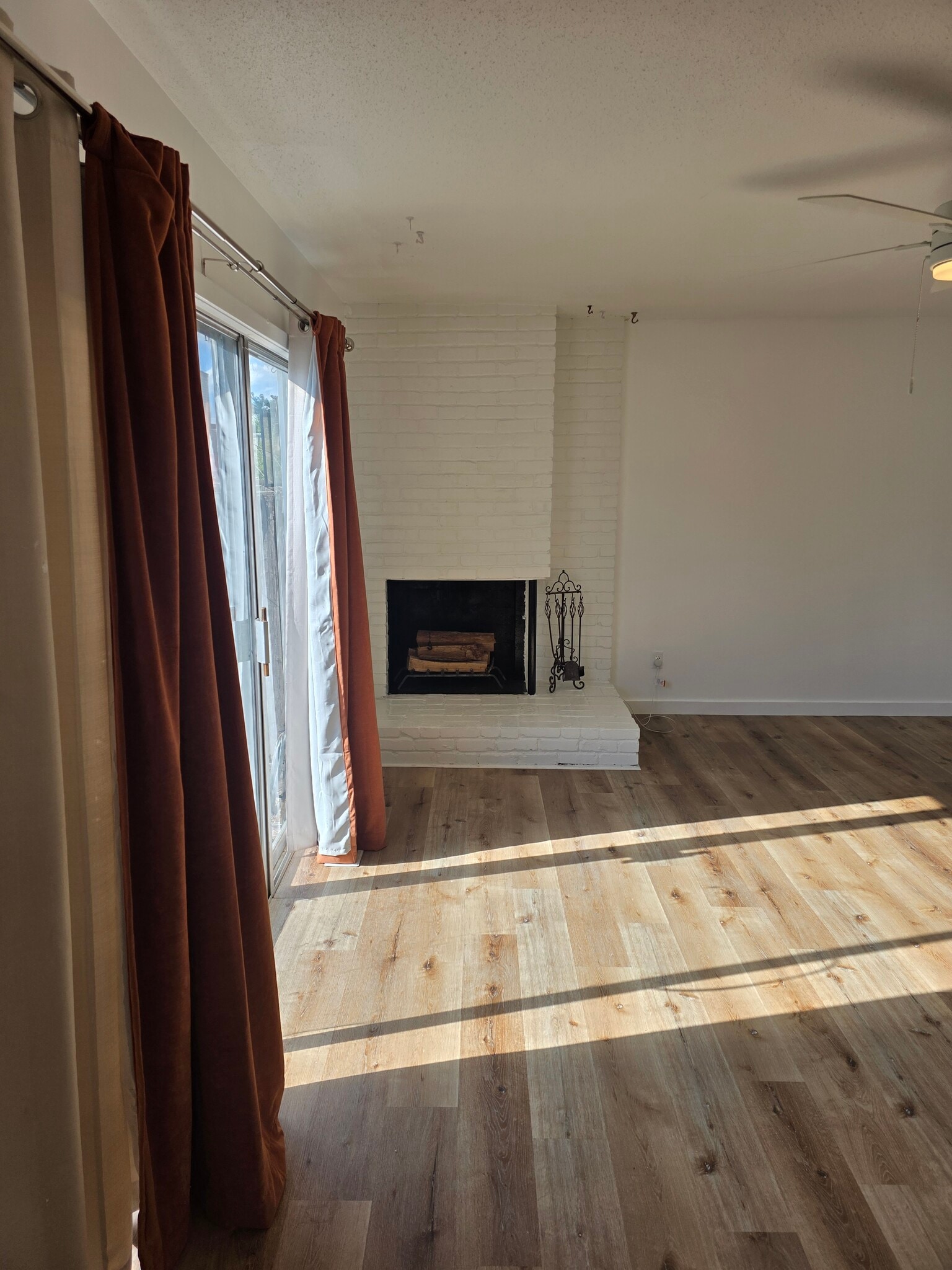 Building Photo - 11260 College Ave