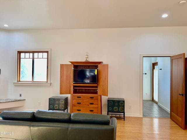 Building Photo - 651 S La Luna Ave