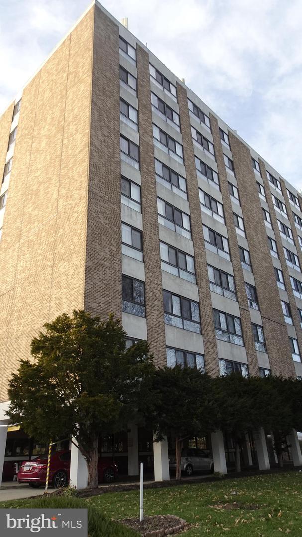 Building Photo - 7600 Roosevelt Blvd