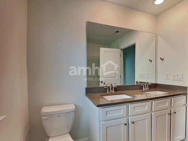 Building Photo - 758 Alcovy Ml Pk