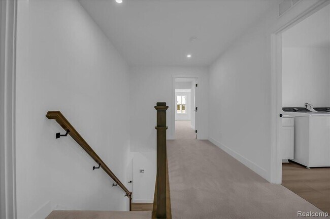 Building Photo - 10790 Barrett