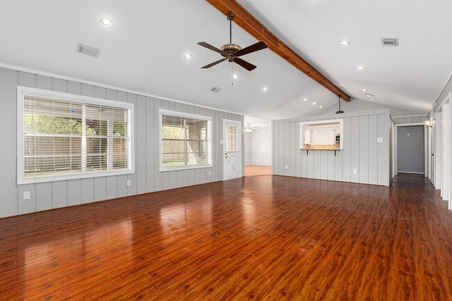 Building Photo - 5502 Forest Timbers Dr