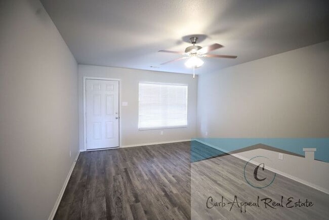 Building Photo - Move in special $850!! Beautiful 3 bed / 2 bath home - Nettleton!!