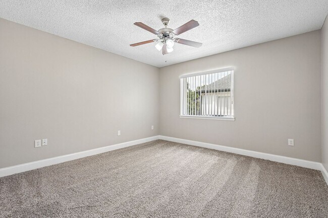 Building Photo - 4149 S Semoran Blvd