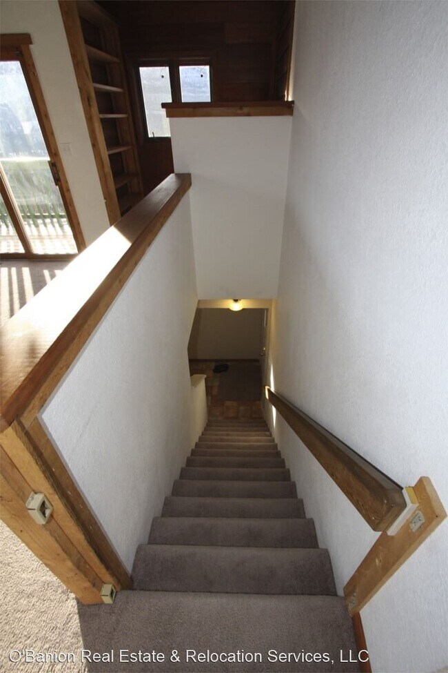 Building Photo - 3 br, 2 bath House - 24023 Alpenglow Drive