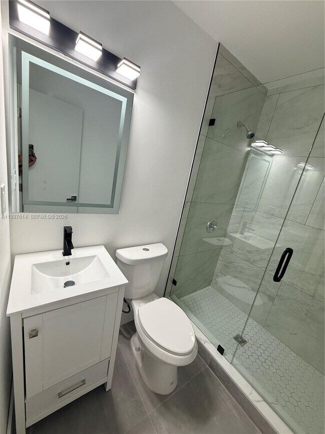 Building Photo - 561 NW 41st St