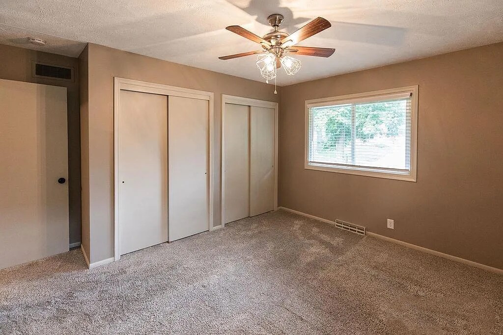 Building Photo - 2535 Saint Thomas Dr