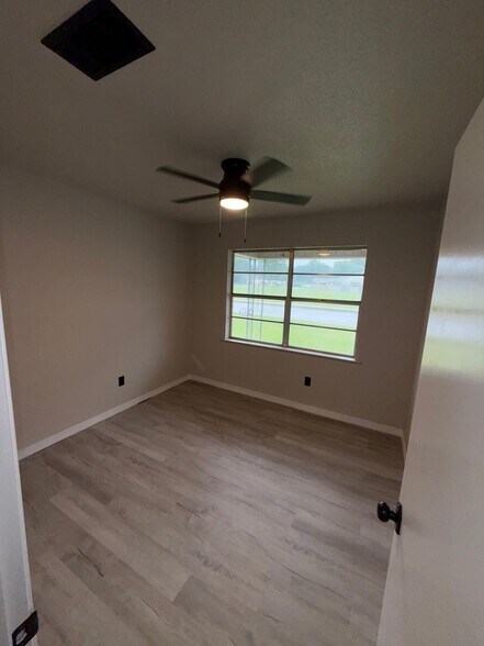 Building Photo - 2706 Martin St