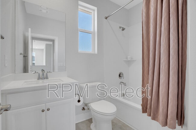 Building Photo - 567 Datura Dr
