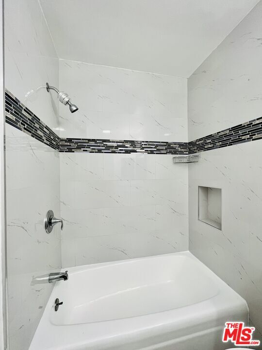 Building Photo - 1833 Normandie Ave