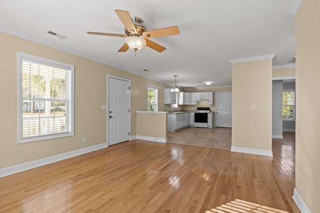 Building Photo - Broad Creek Home Available Now