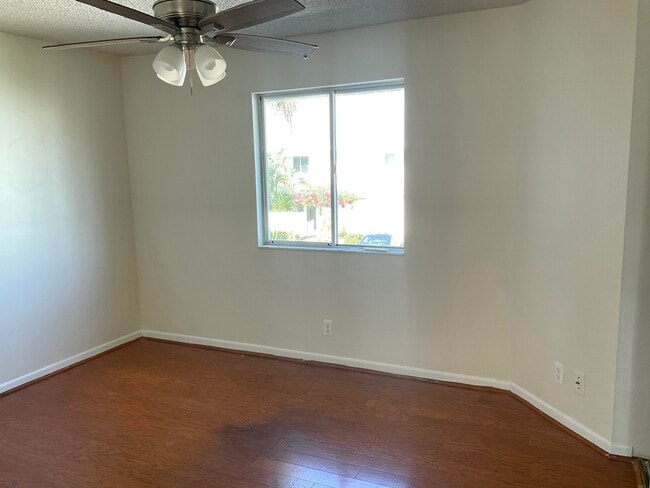 Building Photo - 6262 Riverwalk Ln