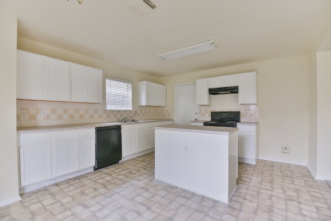 Primary Photo - 5719 Clerkenwell Dr