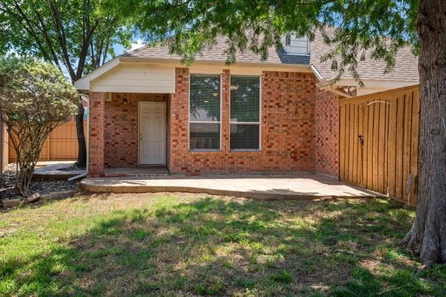 Building Photo - 7120 Bramblebush Dr