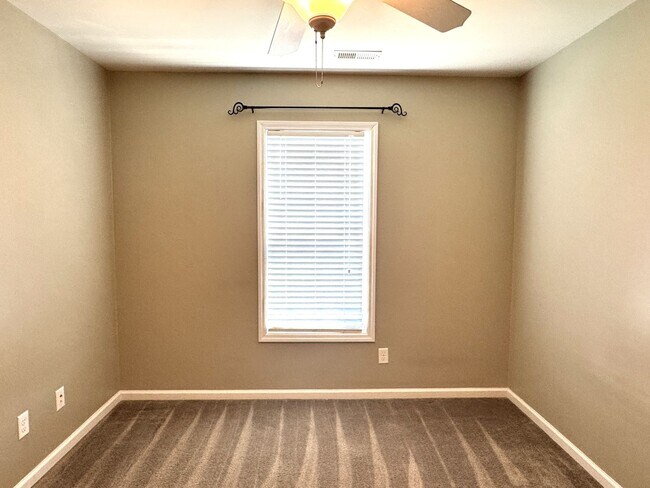 Building Photo - Comfort, Charm & Room for Everything You Love!