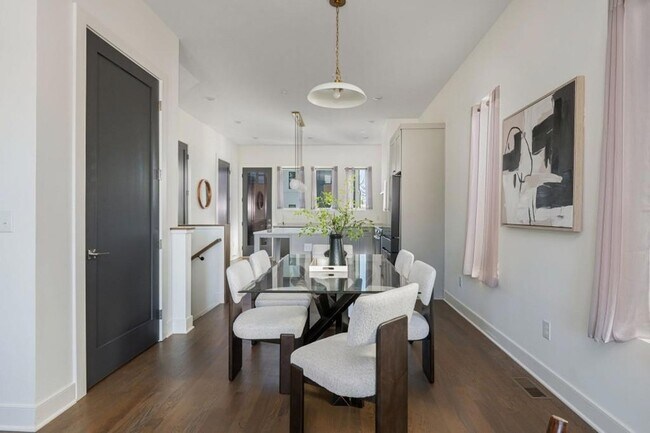 Building Photo - 2347 Hosea L Williams Dr SE