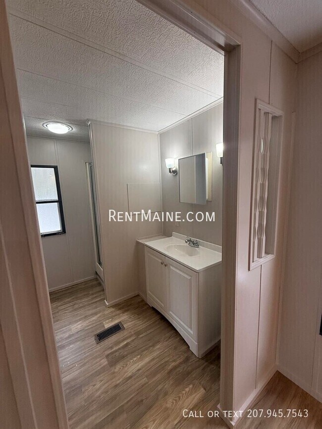 Building Photo - 81 Sweet Fern Dr