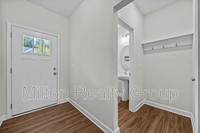 Building Photo - 63 Village Edge Dr