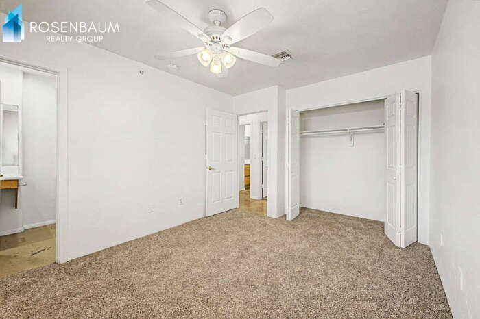 Building Photo - 5636 E 26th St