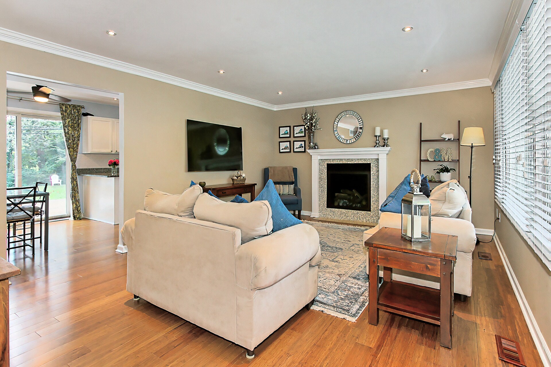 Building Photo - 13007 Melville Ln