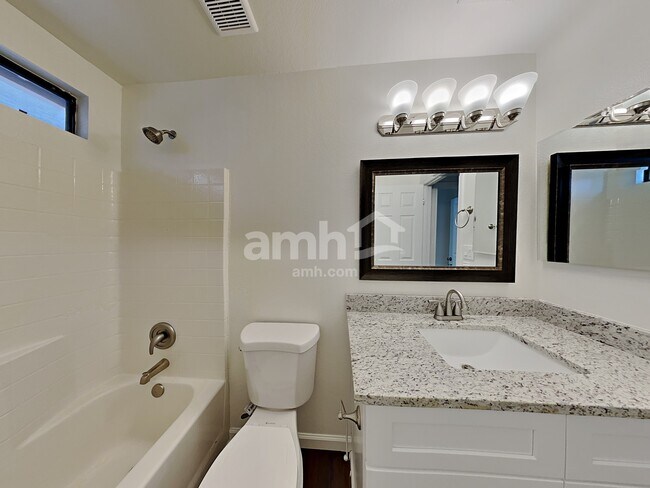 Building Photo - 3237 E Blackhawk Dr