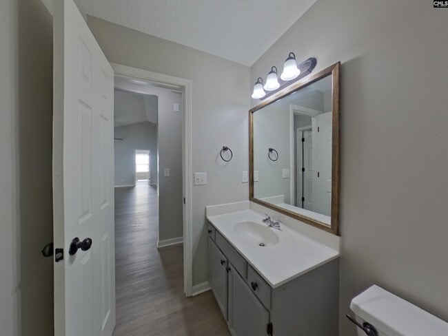 Building Photo - 12 Red Cedar Dr