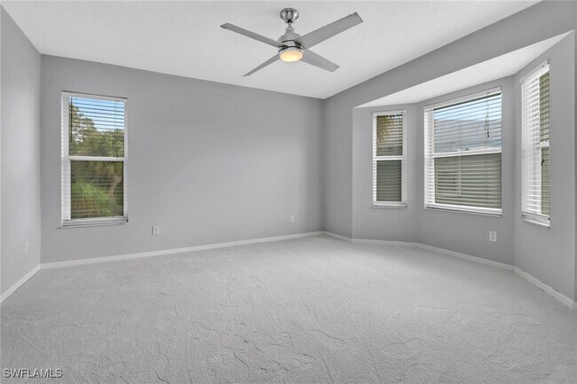 Building Photo - 875 New Waterford Dr
