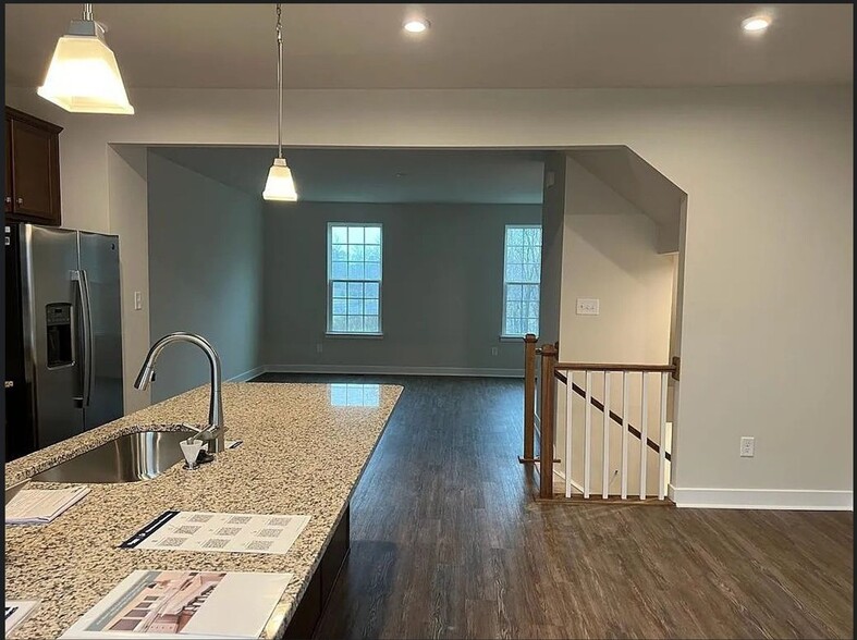 Building Photo - 11202 Winding Brook Terrace Dr