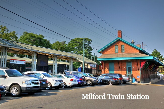 Building Photo - 146 High St