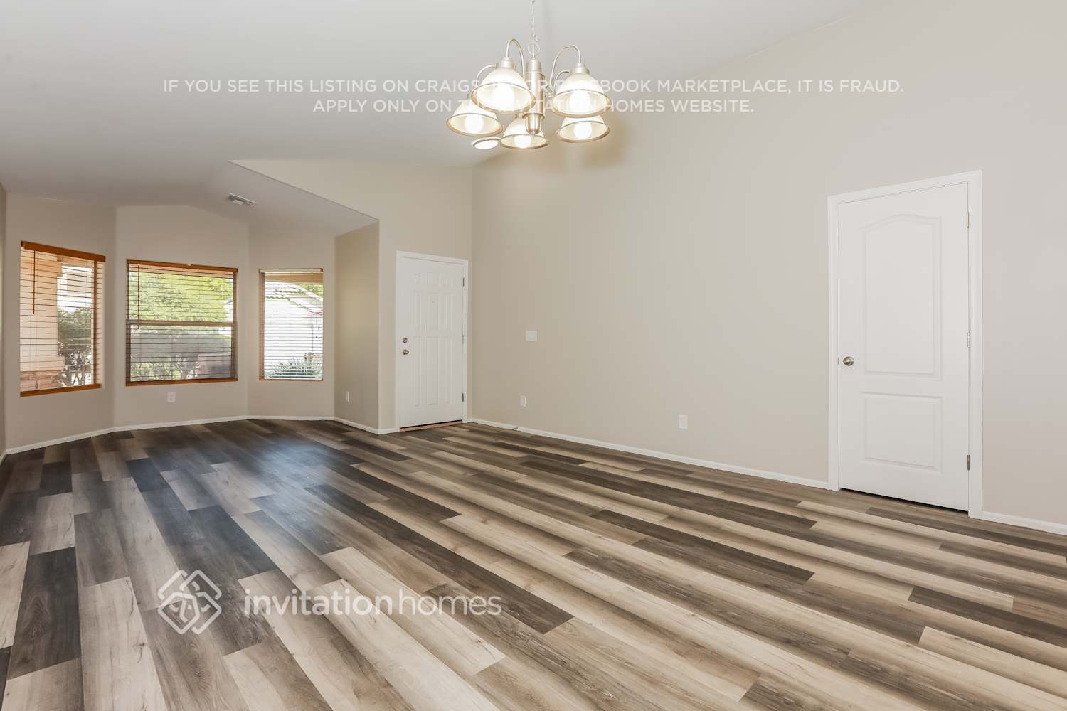 Building Photo - 4319 E Amarillo Dr