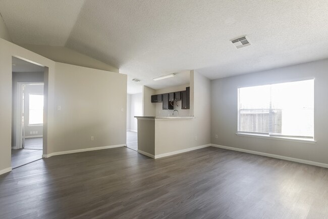 Building Photo - 7712 Sign St