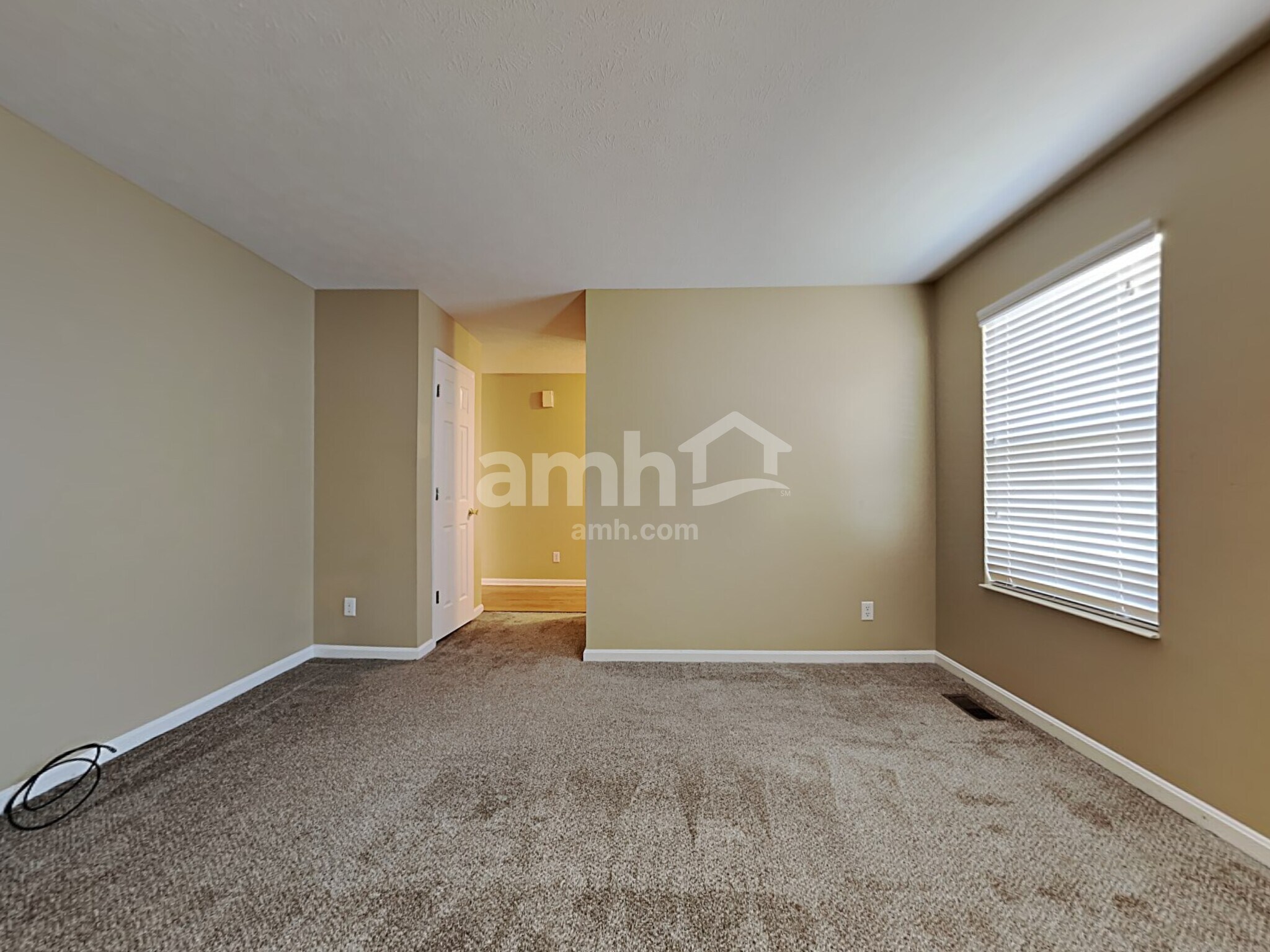 Building Photo - 618 Fox Chase Way