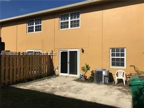 Building Photo - 1824 SW 81st Way