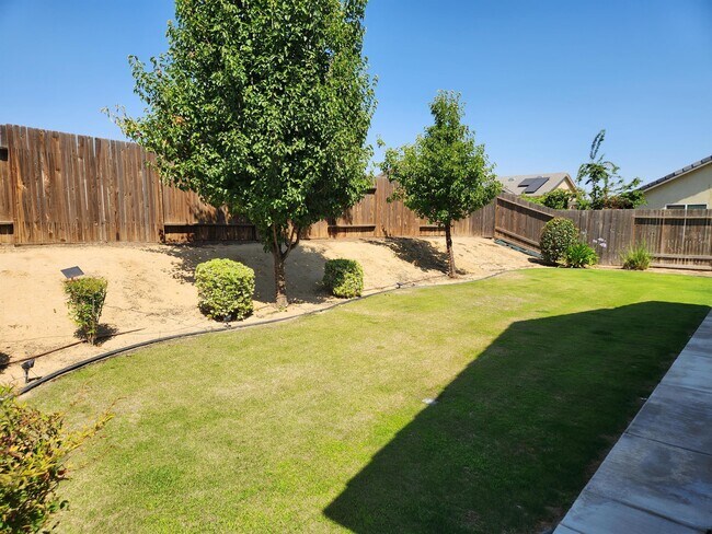 Building Photo - 13710 Onyx Night Dr