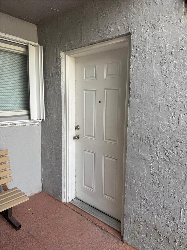 Building Photo - 4708 NW 114th Ave