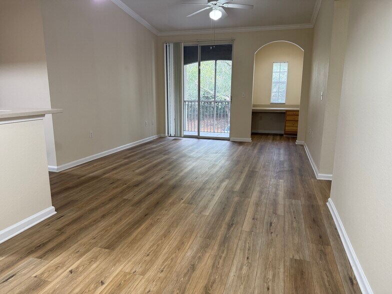 Hall - 10075 Gate Pky N